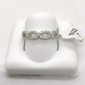 🎁2x$40
Ring Sterling Silver With Diamonds